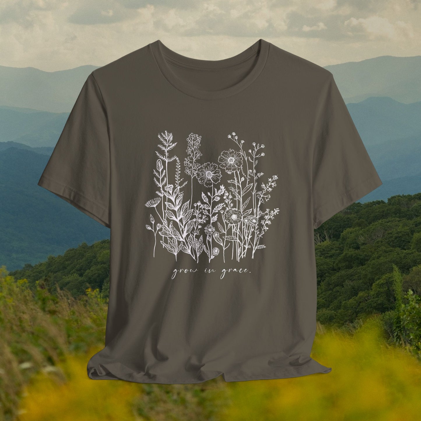 Women's Grow in Grace Graphic Tee