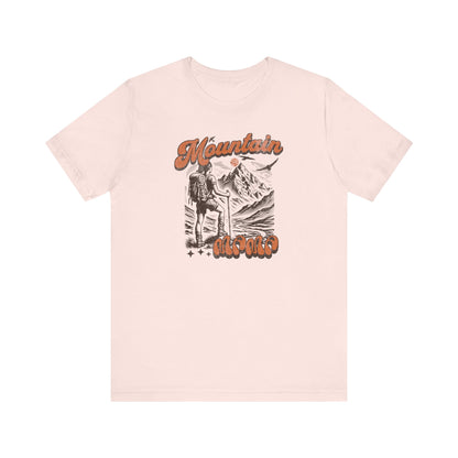 Mountain Mama Graphic Tee