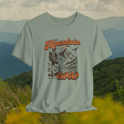Mountain Mama Graphic Tee