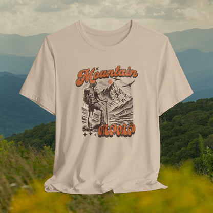 Mountain Mama Graphic Tee