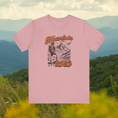 Mountain Mama Graphic Tee