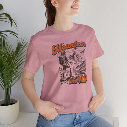 Mountain Mama Graphic Tee