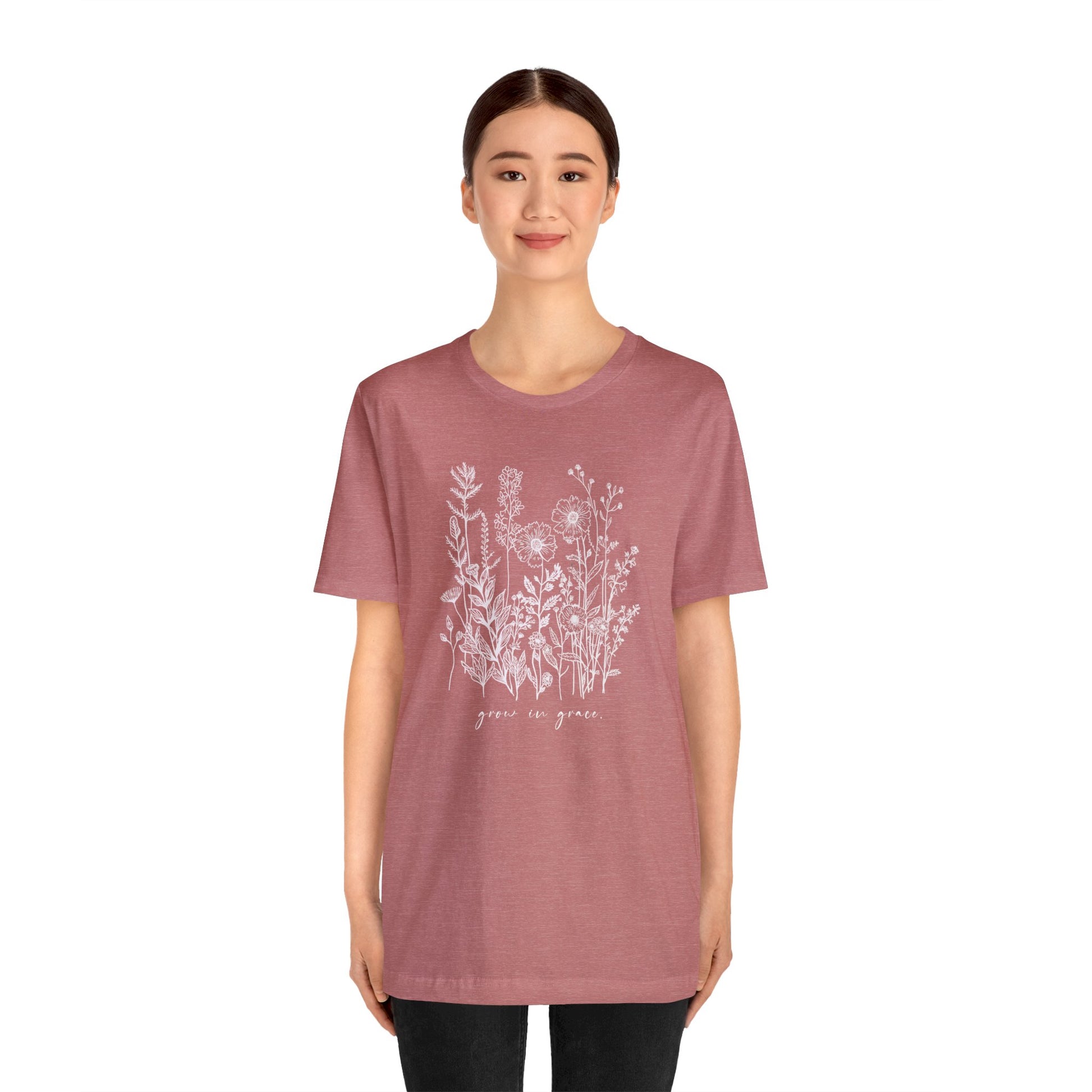 Women's Grow in Grace Graphic Tee - Max Patch Co.