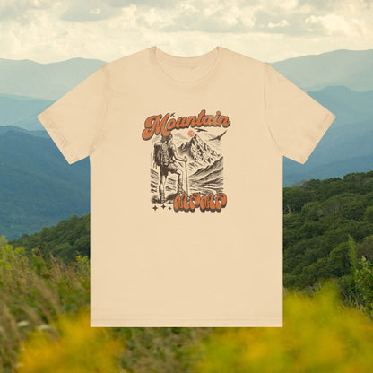 Mountain Mama Graphic Tee