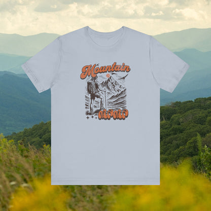 Mountain Mama Graphic Tee