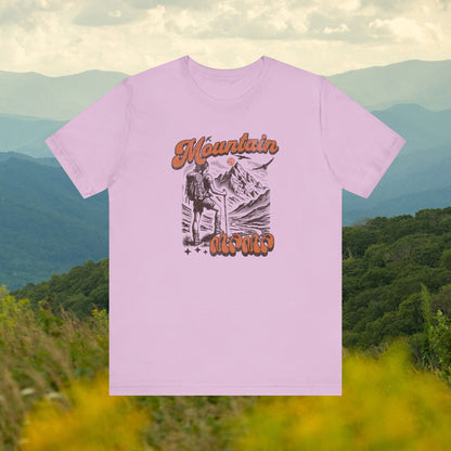 Mountain Mama Graphic Tee