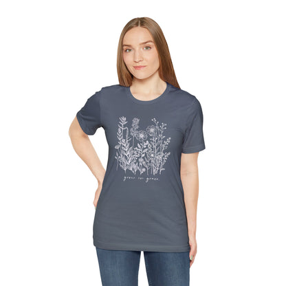 Women's Grow in Grace Graphic Tee - Max Patch Co.